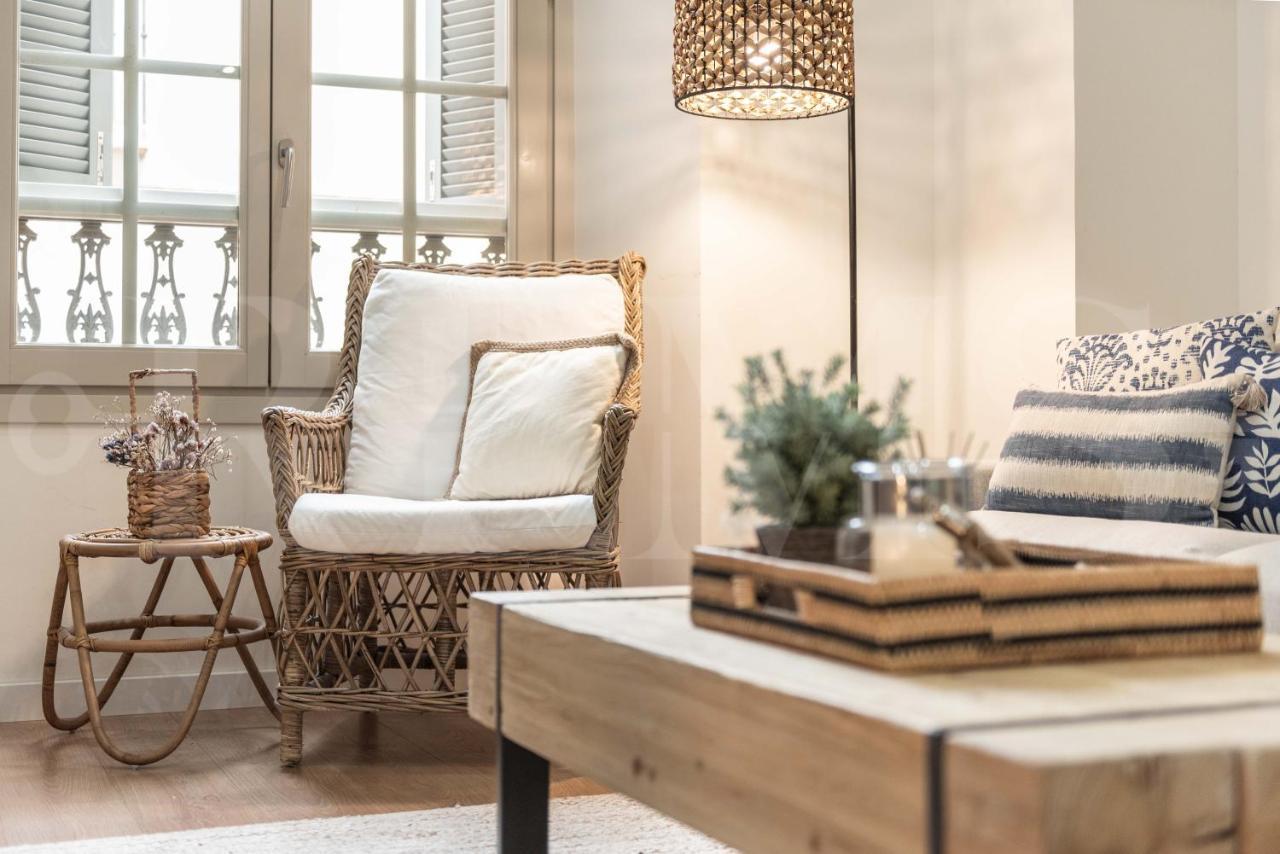 Dreamy Mediterranean Apartment With Parking - Center By Rems Malaga Ngoại thất bức ảnh