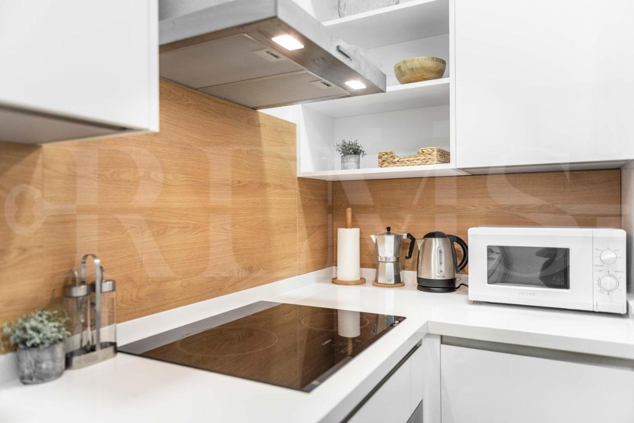 Dreamy Mediterranean Apartment With Parking - Center By Rems Malaga Ngoại thất bức ảnh