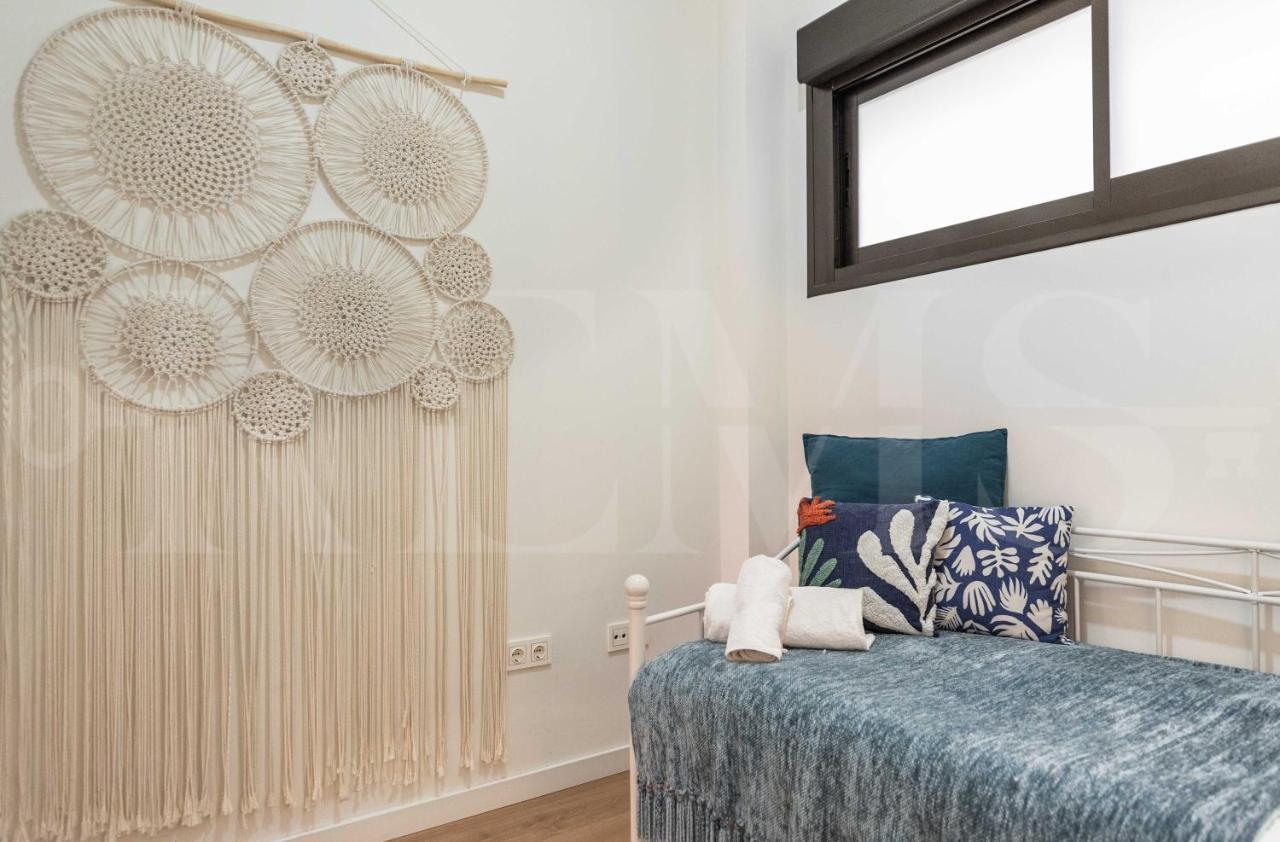 Dreamy Mediterranean Apartment With Parking - Center By Rems Malaga Ngoại thất bức ảnh