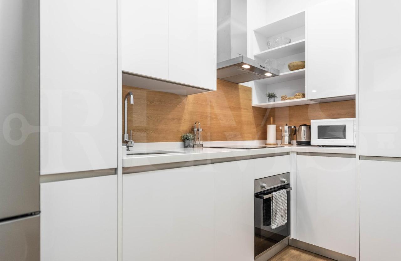Dreamy Mediterranean Apartment With Parking - Center By Rems Malaga Ngoại thất bức ảnh