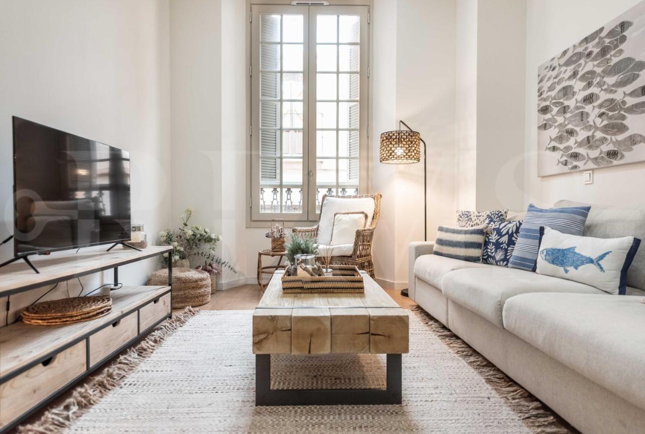 Dreamy Mediterranean Apartment With Parking - Center By Rems Malaga Ngoại thất bức ảnh